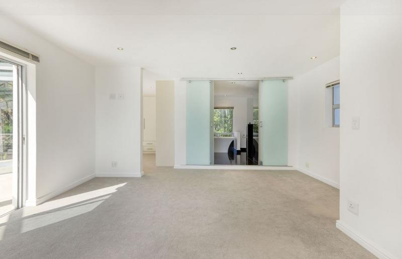 4 Bedroom Property for Sale in Camps Bay Western Cape